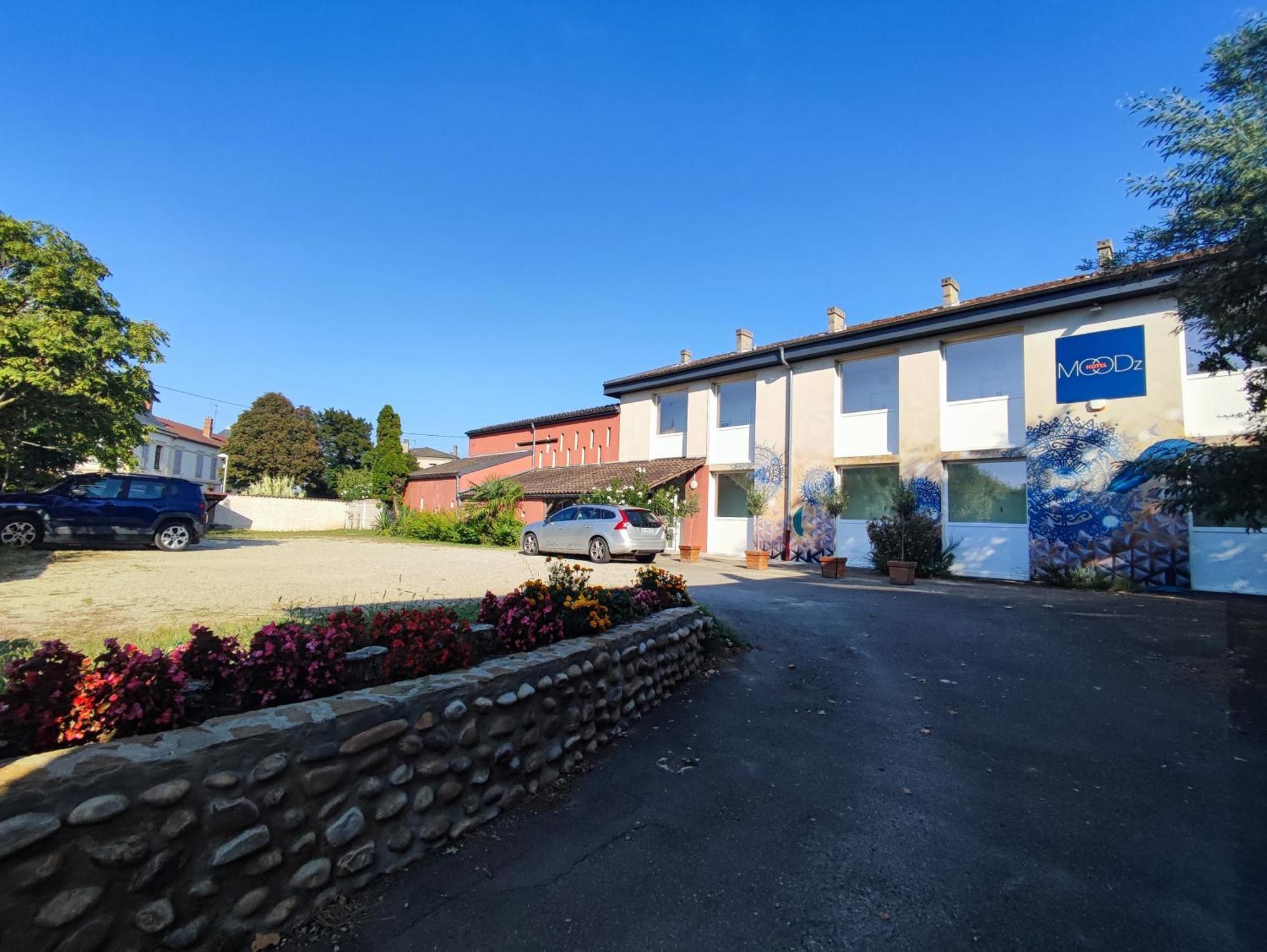 Moodz Hotel Vienne Pont-Eveque Exterior photo